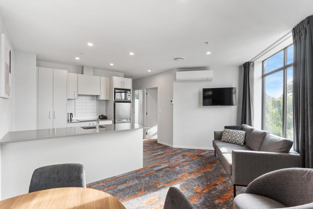 Ramada By Wyndham Newmarket Auckland Eksteriør billede