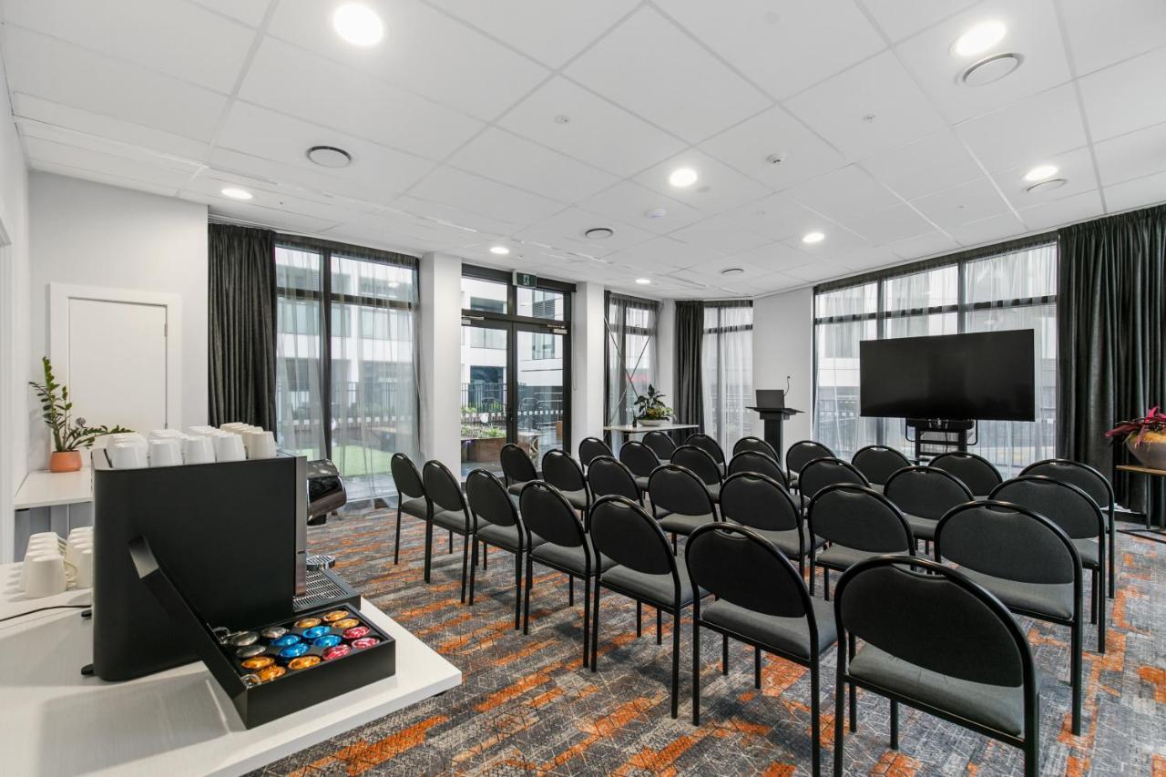Ramada By Wyndham Newmarket Auckland Eksteriør billede