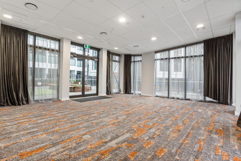 Ramada By Wyndham Newmarket Auckland Eksteriør billede